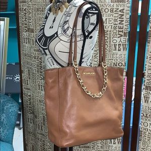 MICHAEL KORS Leather Tote Luggage Color